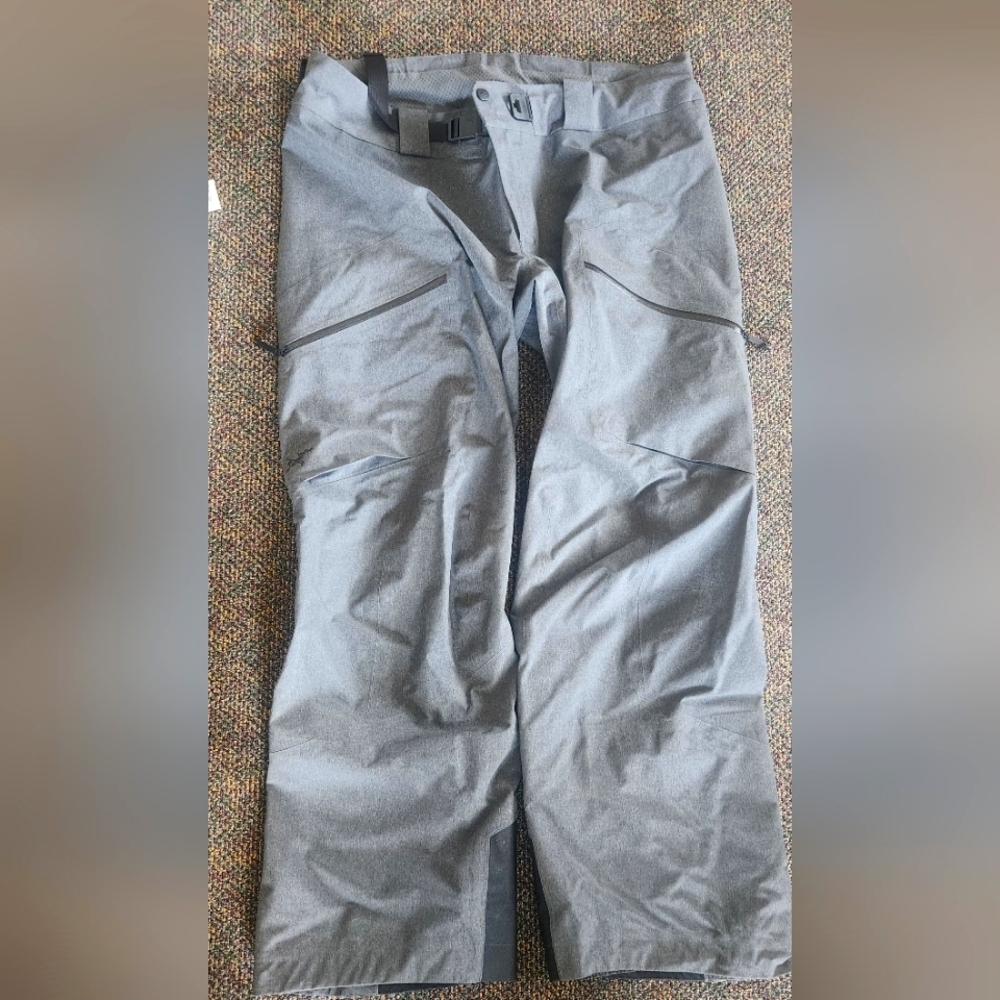 Women's Gray Arc'teryx Ski/snow Pants